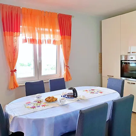 Josipa * Polje (Krk)